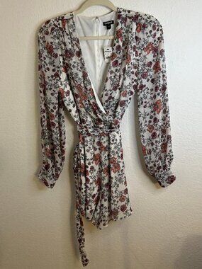 Express Belted Waist Floral Romper in White and Pink Size XS